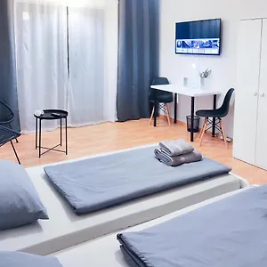  Apartment Alfa Mitte 2 City-lage Berliner Platz Balkon Netflix Kueche Wm L 2br 5 Beds 6 People L Fully Equipped Kitchen & Bathroom Germany